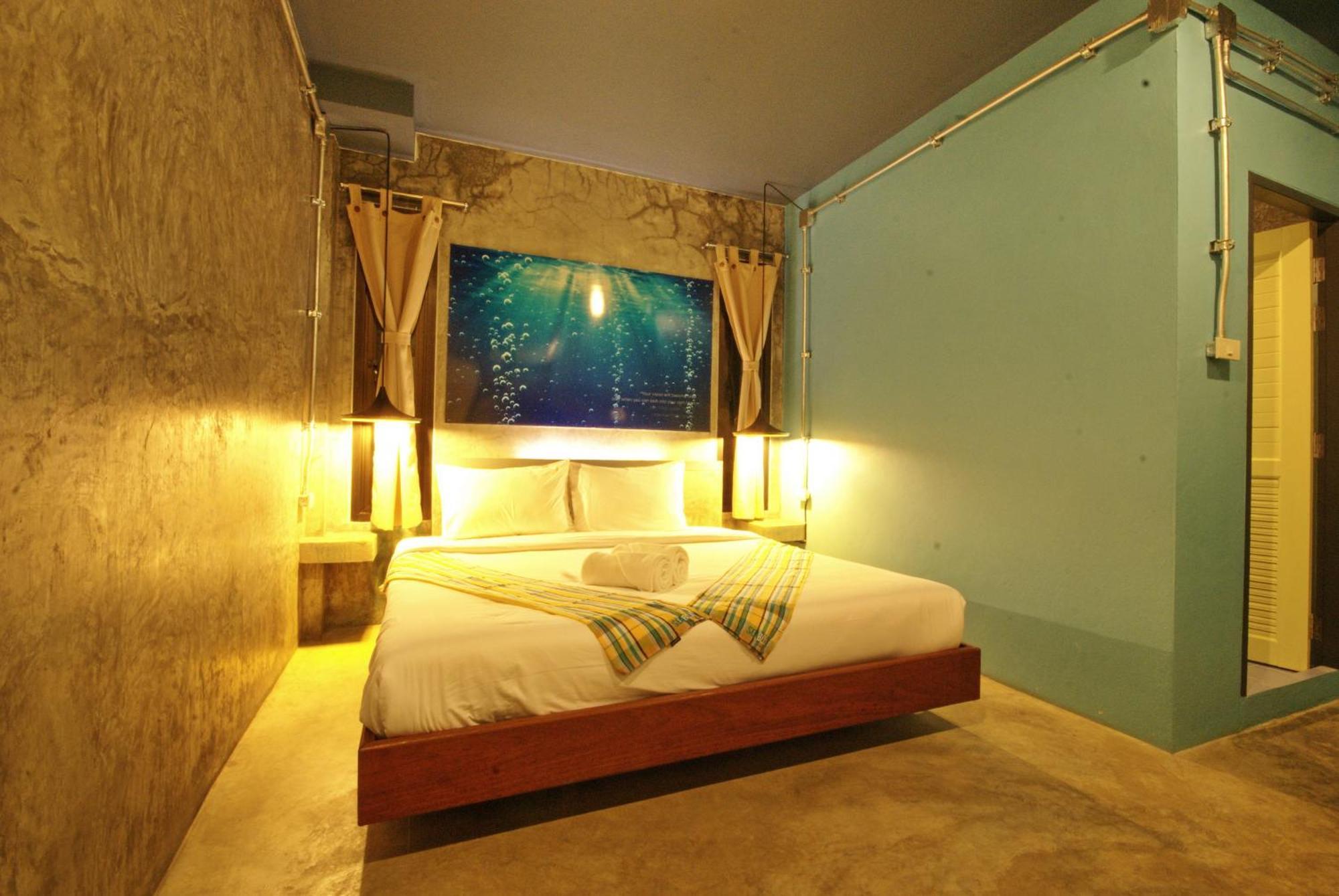 Seabox Khaolak Hostel Khao Lak Extérieur photo