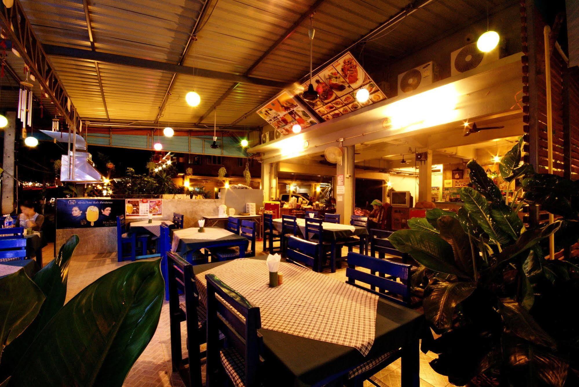 Seabox Khaolak Hostel Khao Lak Extérieur photo